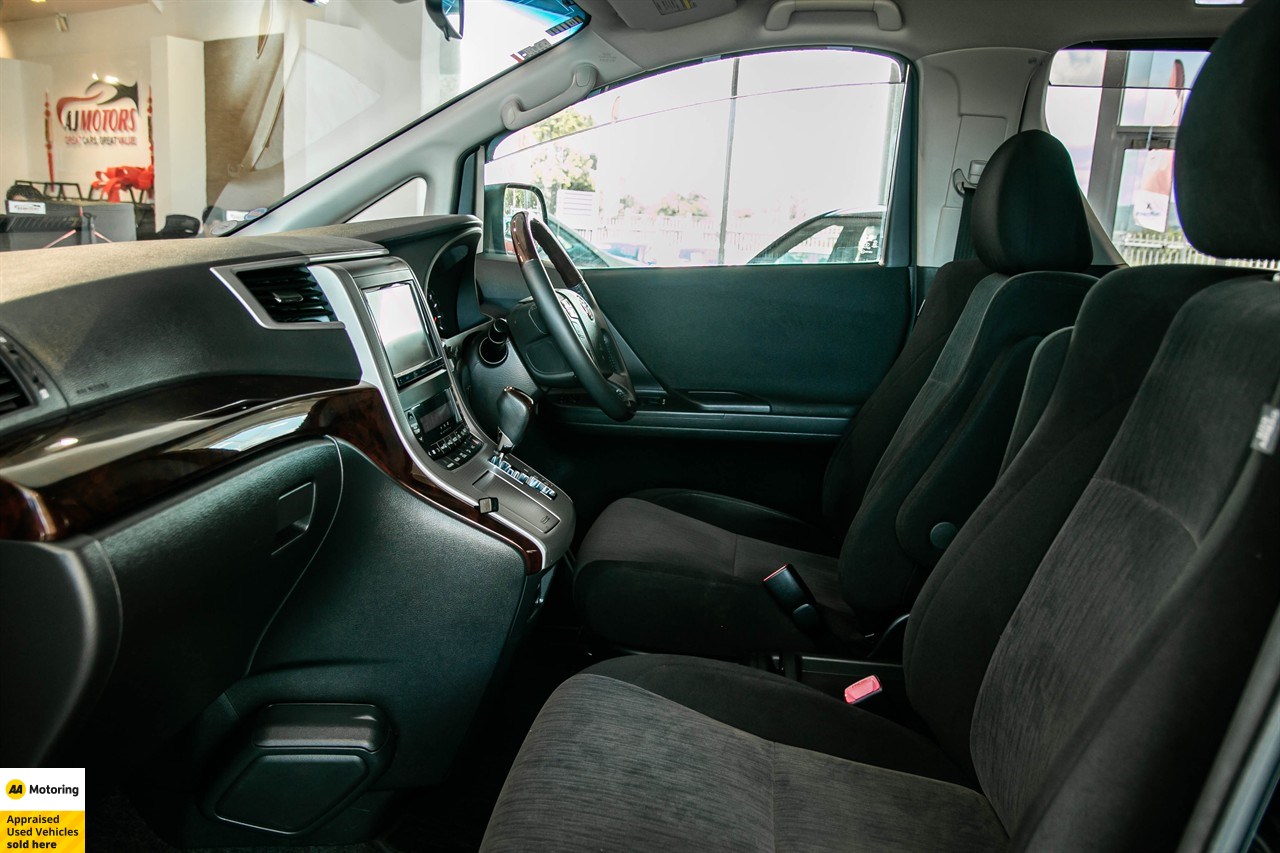 2012 Toyota Vellfire