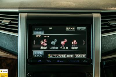 2012 Toyota Vellfire - Thumbnail