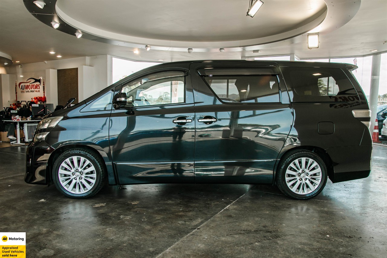 2012 Toyota Vellfire