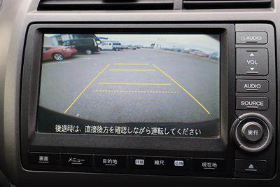 2013 Honda Stream - Thumbnail