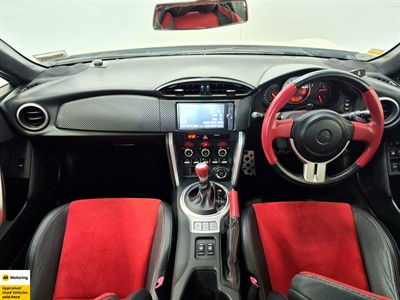 2016 Toyota 86 - Thumbnail