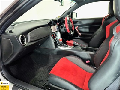 2016 Toyota 86 - Thumbnail