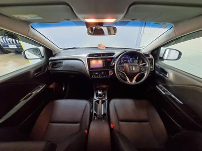 2015 Honda Grace - Thumbnail