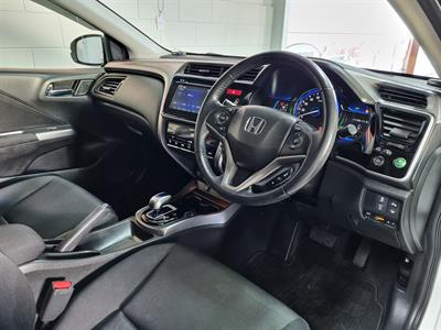 2015 Honda Grace - Thumbnail