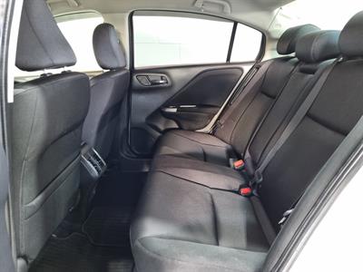 2015 Honda Grace - Thumbnail