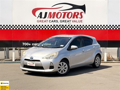 2013 Toyota Aqua - Thumbnail