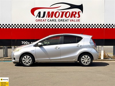 2013 Toyota Aqua - Thumbnail