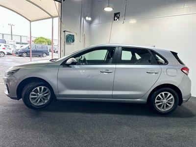 2021 Hyundai i30 - Thumbnail