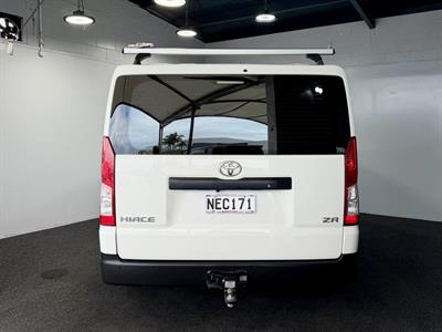 2020 Toyota Hiace - Thumbnail