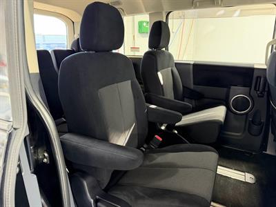 2012 Mitsubishi Delica - Thumbnail