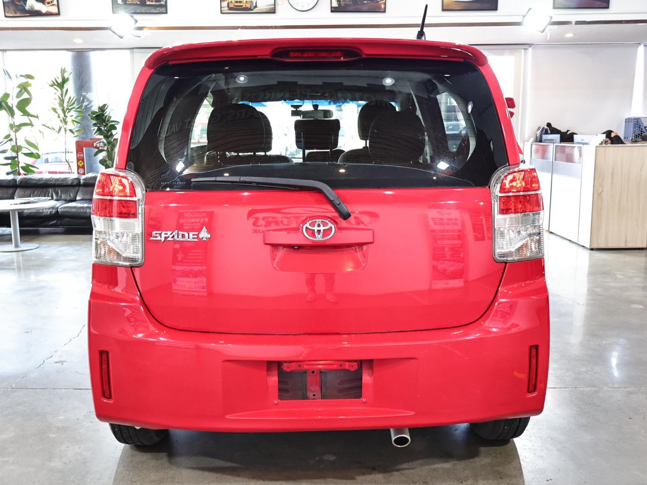 2013 Toyota Spade