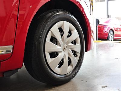 2013 Toyota Spade - Thumbnail