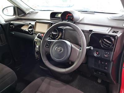 2013 Toyota Spade - Thumbnail