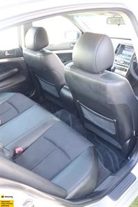 2011 Nissan Skyline - Thumbnail