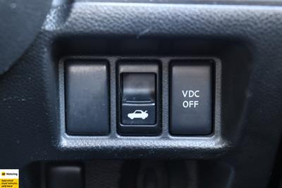 2011 Nissan Skyline - Thumbnail