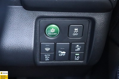 2016 Honda Vezel - Thumbnail