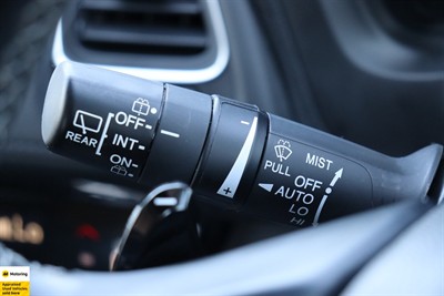 2016 Honda Vezel - Thumbnail