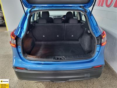 2021 Nissan Qashqai - Thumbnail