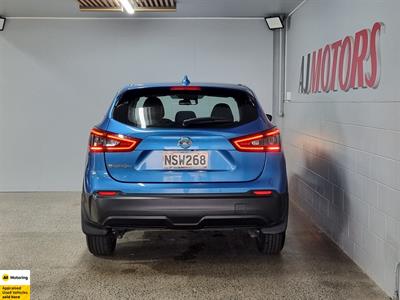 2021 Nissan Qashqai - Thumbnail