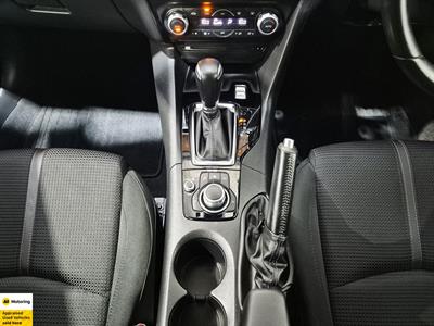 2018 Mazda Axela - Thumbnail