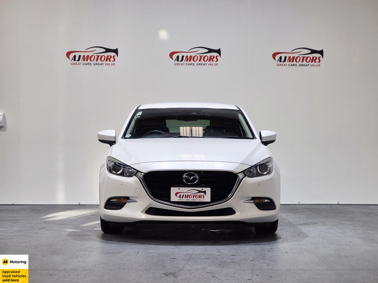 2018 Mazda Axela