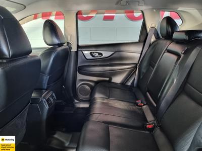 2015 Nissan X-Trail - Thumbnail