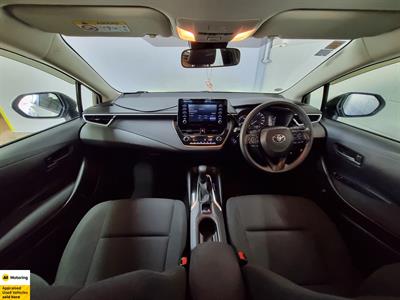 2020 Toyota Corolla - Thumbnail