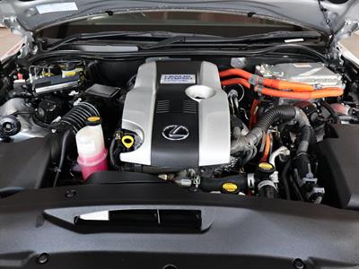 2014 Lexus IS 300h - Thumbnail