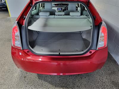 2012 Toyota Prius - Thumbnail