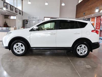 2014 Toyota RAV4 - Thumbnail