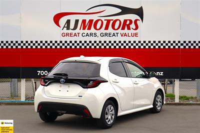 2021 Toyota Yaris - Thumbnail