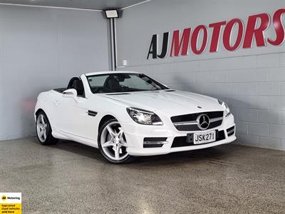2016 Mercedes-Benz SLK 300 - Thumbnail