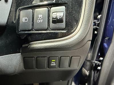 2022 Mitsubishi Outlander - Thumbnail