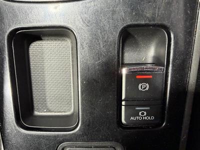 2022 Mitsubishi Outlander - Thumbnail