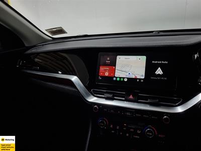 2020 Kia Niro - Thumbnail