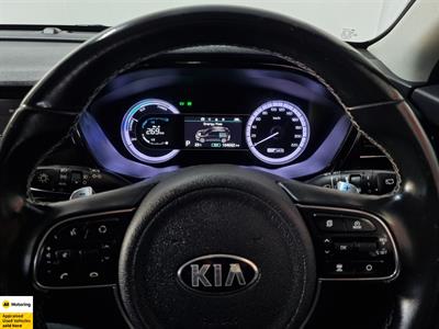 2020 Kia Niro - Thumbnail