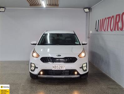 2020 Kia Niro - Thumbnail