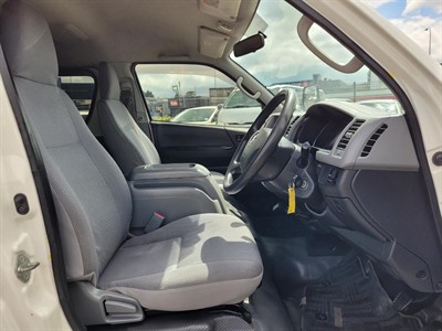 2008 Toyota Hiace - Thumbnail