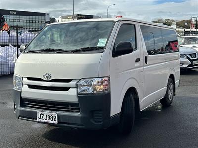 2016 Toyota Hiace - Thumbnail