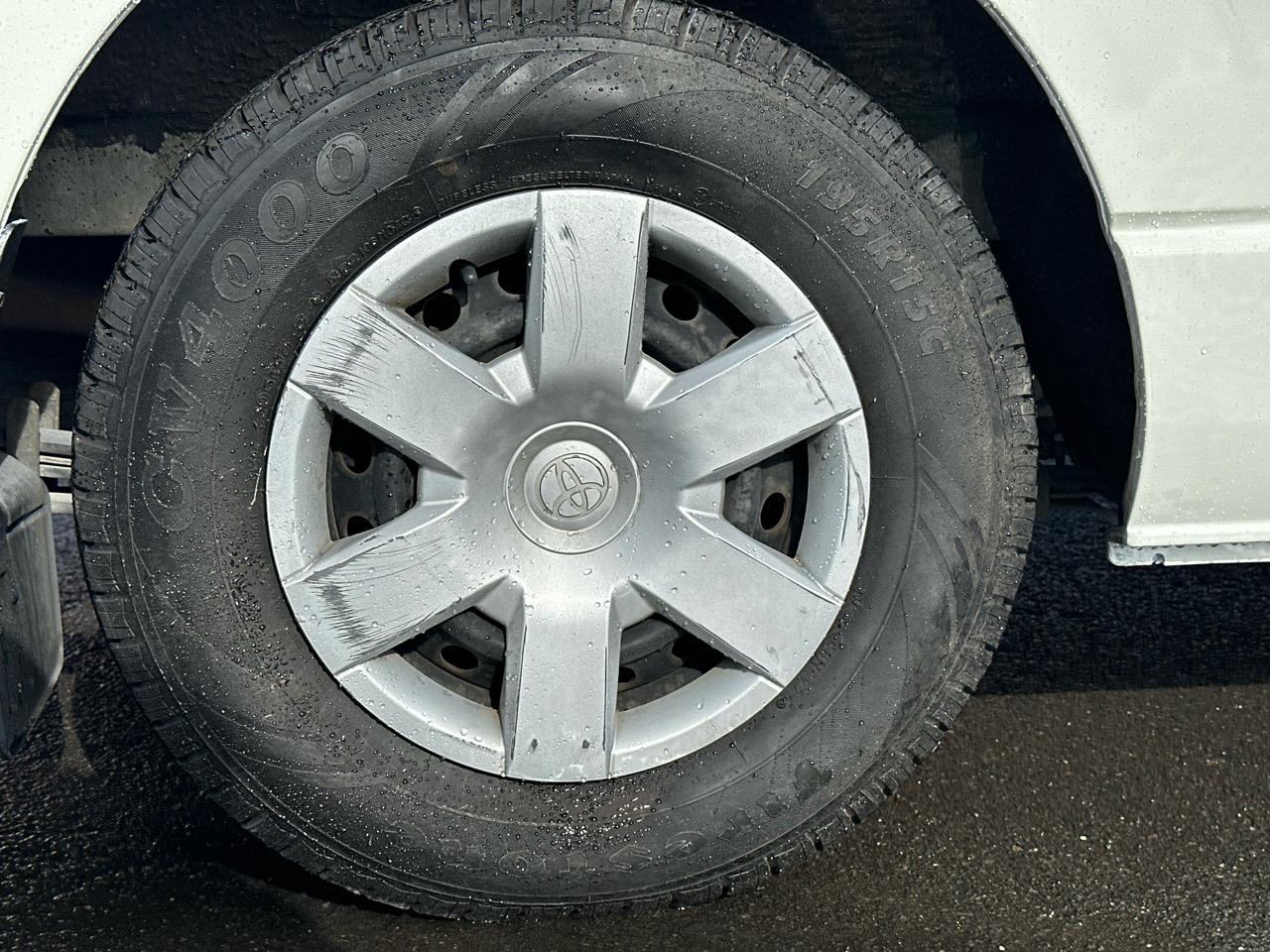 2016 Toyota Hiace