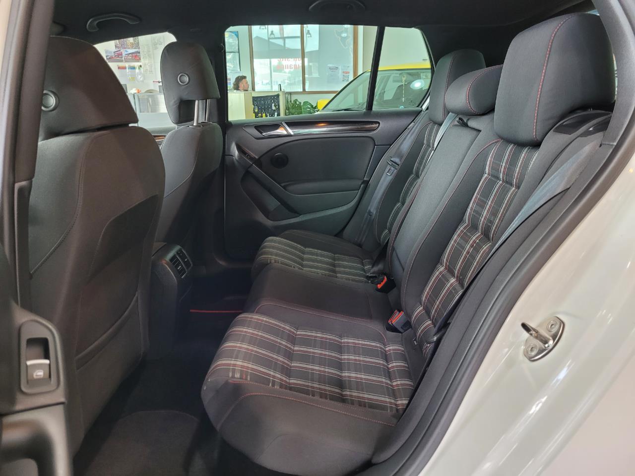 2010 Volkswagen Golf