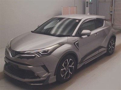 2017 Toyota C-HR - Thumbnail