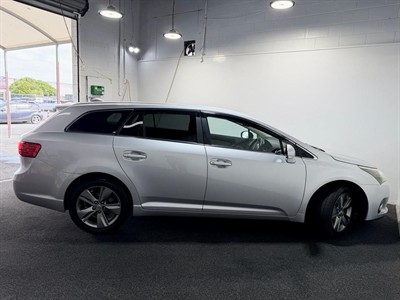 2015 Toyota Avensis - Thumbnail