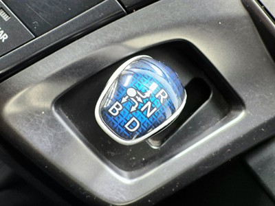 2014 Toyota Prius - Thumbnail