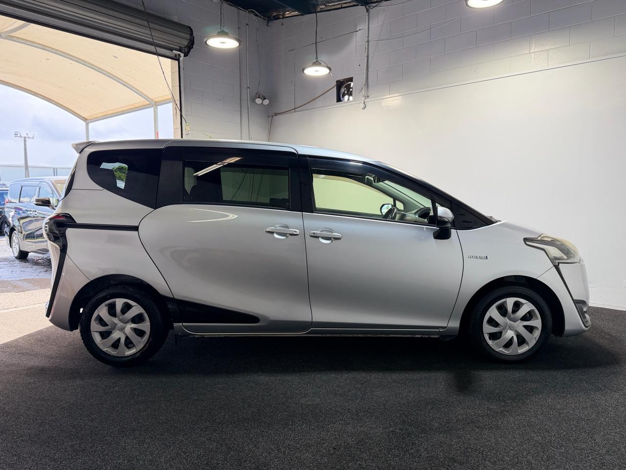 2015 Toyota Sienta