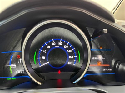 2014 Honda Fit Hybrid - Thumbnail