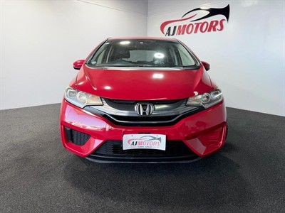 2014 Honda Fit Hybrid - Thumbnail