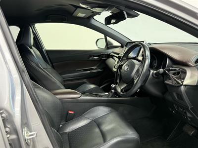 2019 Toyota C-HR - Thumbnail