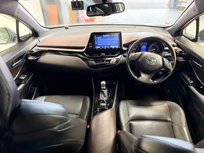2019 Toyota C-HR - Thumbnail