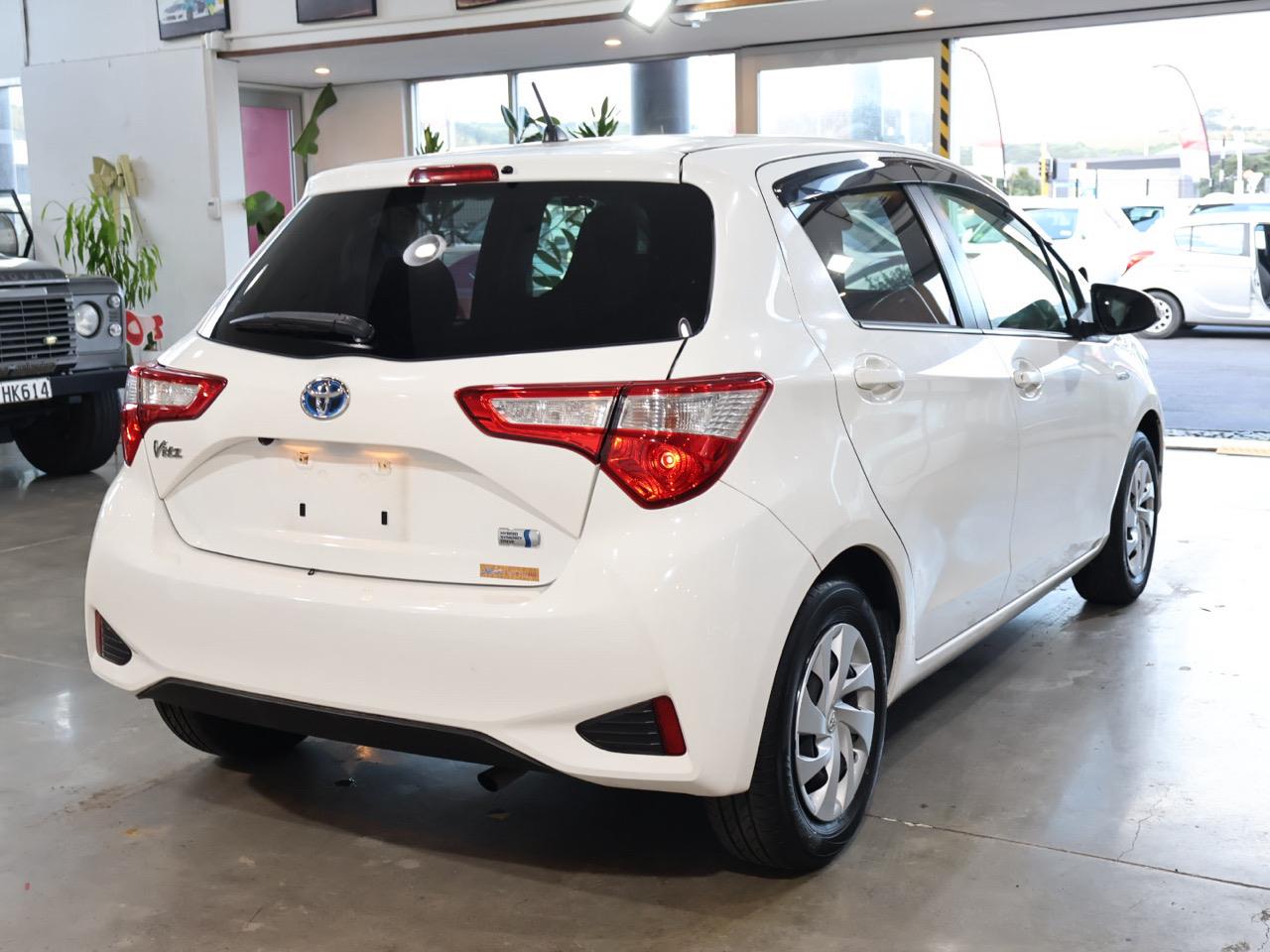 2017 Toyota Vitz